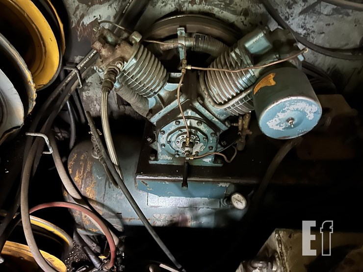 1977-kenworth-fuel-truck-1133-image-48