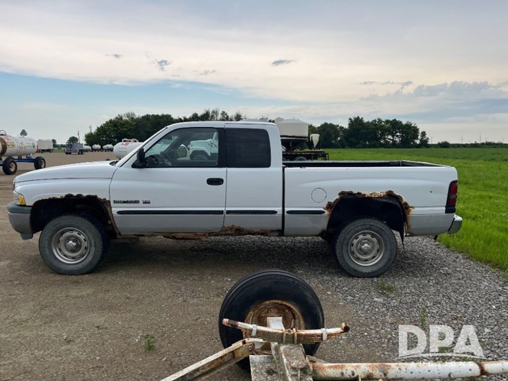 1998-dodge-ram-1500-image-15