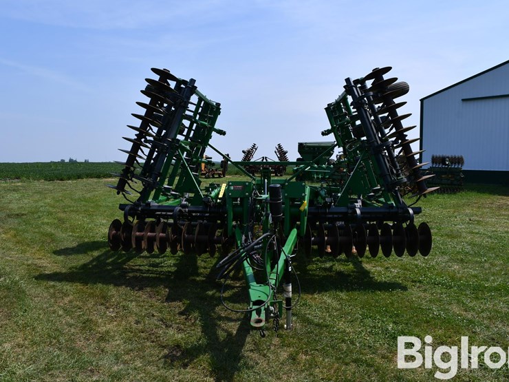 john-deere-726-image-2