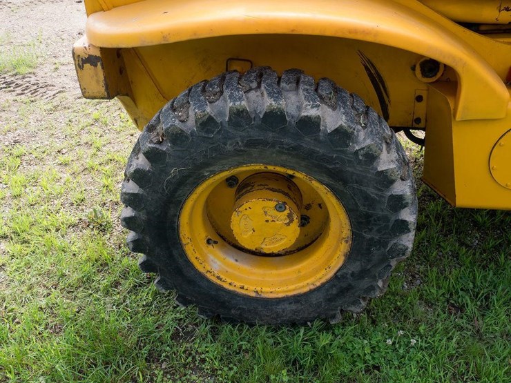 1999-jcb-520-image-12