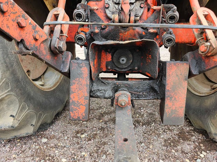 1968-case-930-tractor-image-13