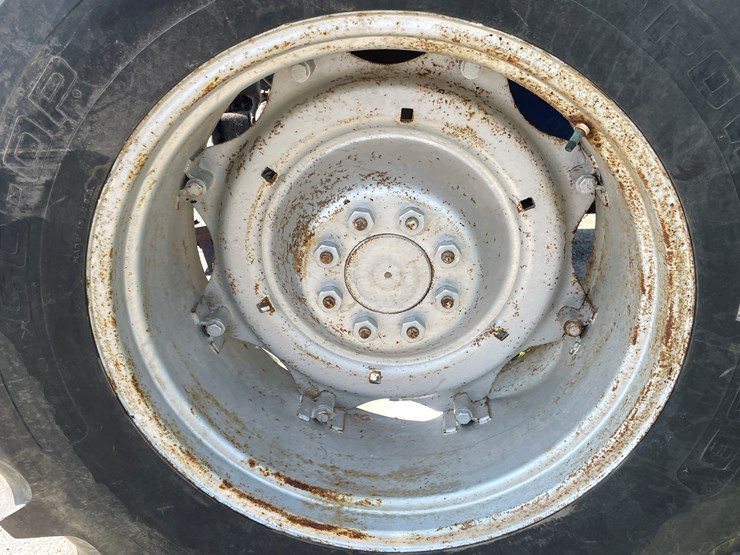 leyland-384-image-21