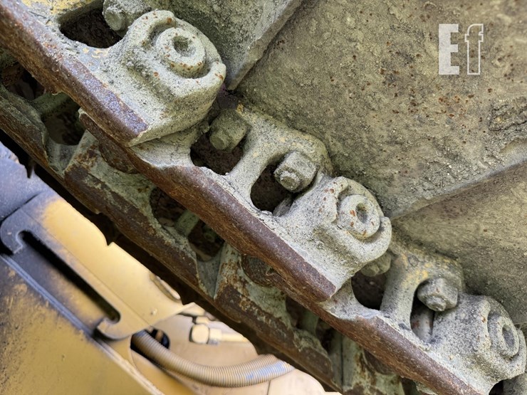 caterpillar-d6m-image-8