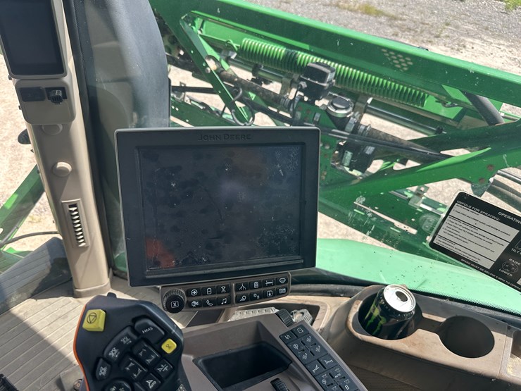 2018-john-deere-r4038-image-86