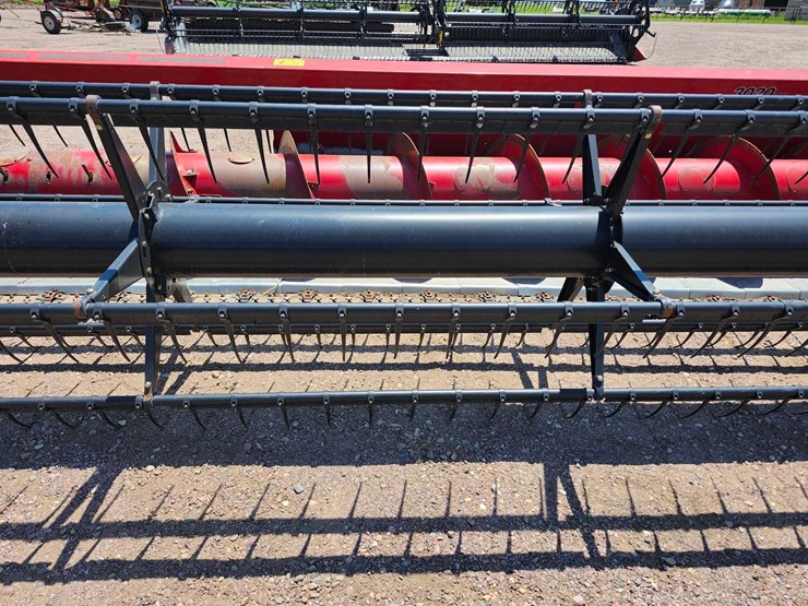 2011-case-ih-3020-image-12