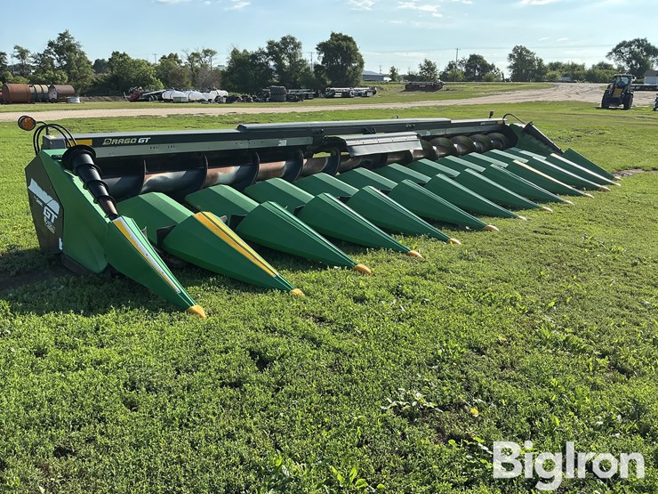 2016-drago-gt-12-30-corn-head-image-3