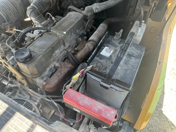 caterpillar-c5000-image-36