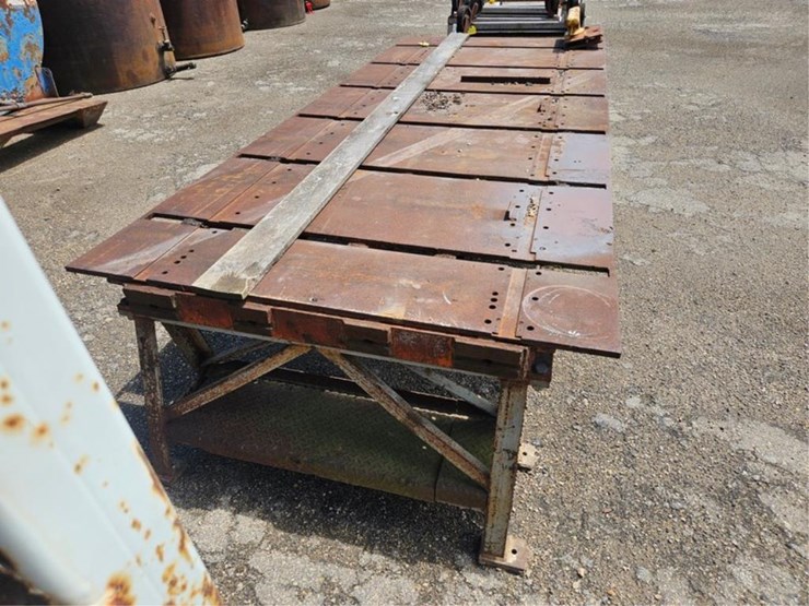 #2579-•-large-steel-work-bench-image-8