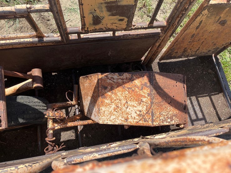 for-most-cattle-chute-image-16
