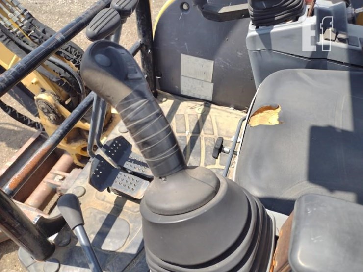 2014-caterpillar-303.5e-cr-image-10