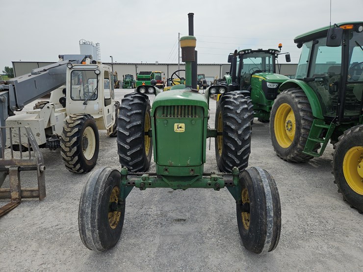 1967-john-deere-3020-image-2