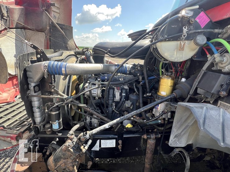 2007-mack-vision-cx613-image-39