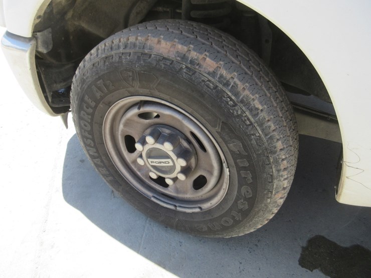2016-ford-f250-sd-xl-image-16