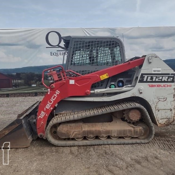 2017 TAKEUCHI TL12R2