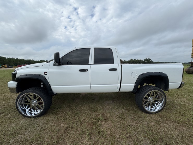 2008-dodge-ram-2500-image-12