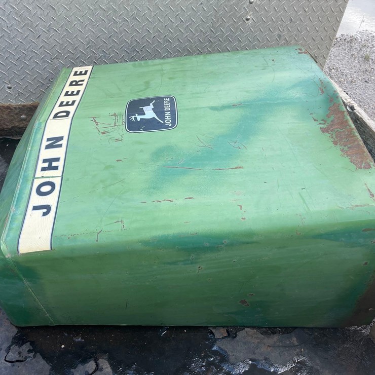 John Deere Fuel Tank