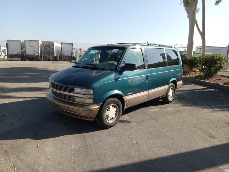 chevrolet-astro-image-2