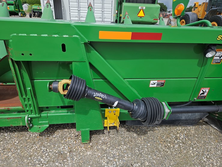 2011-john-deere-608c-image-10