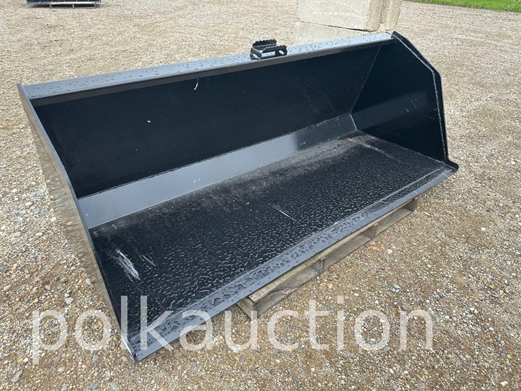 174---84"-skid-steer-snow-bucket-image-1