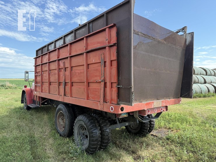 1972-international-loadstar-image-11