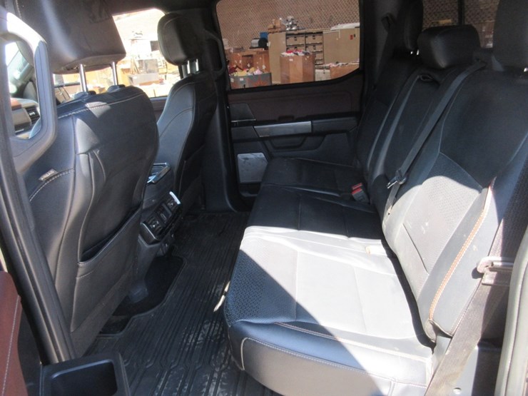 2022-ford-f150-lariat-image-10
