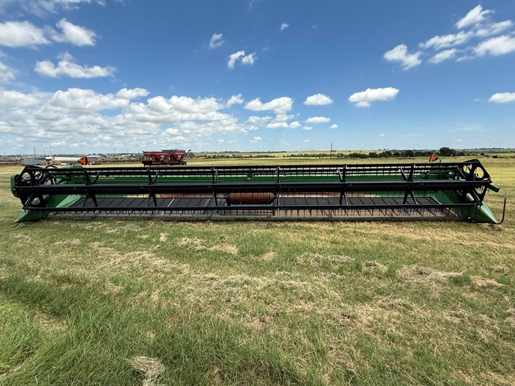 2010-john-deere-635d-image-2