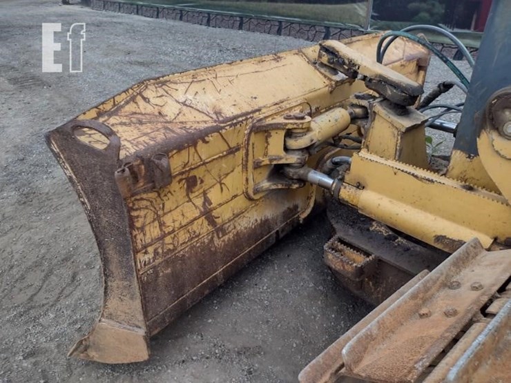 2006-deere-700j-lt-image-19
