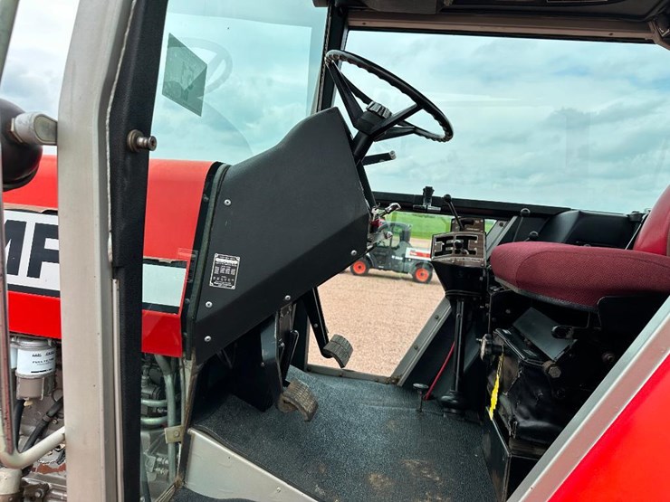 1980-massey-ferguson-2705-image-45