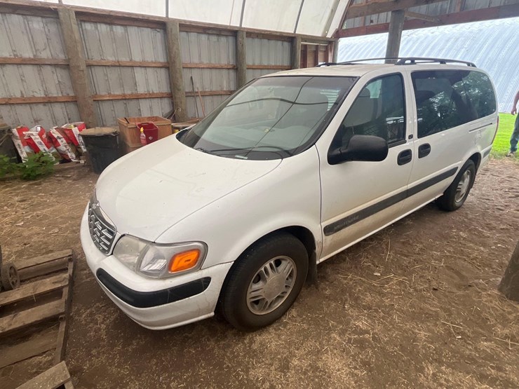 2000-chevrolet-venture-image-1