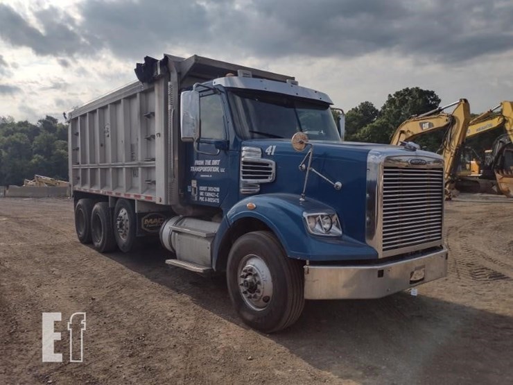 2017-freightliner-122sd-image-33