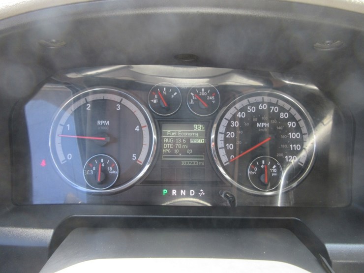 2011-dodge-ram-3500hd-image-24