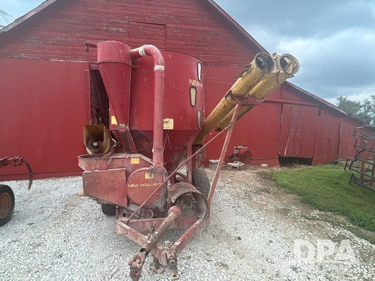 new-holland-354-image-13