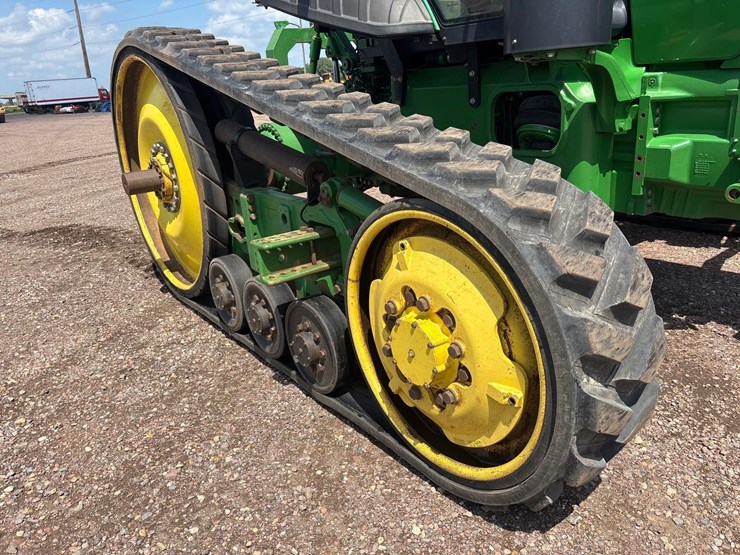 2012-john-deere-8335rt-image-12
