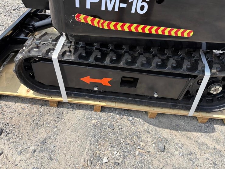 tpm-16-mini-excavator-image-11