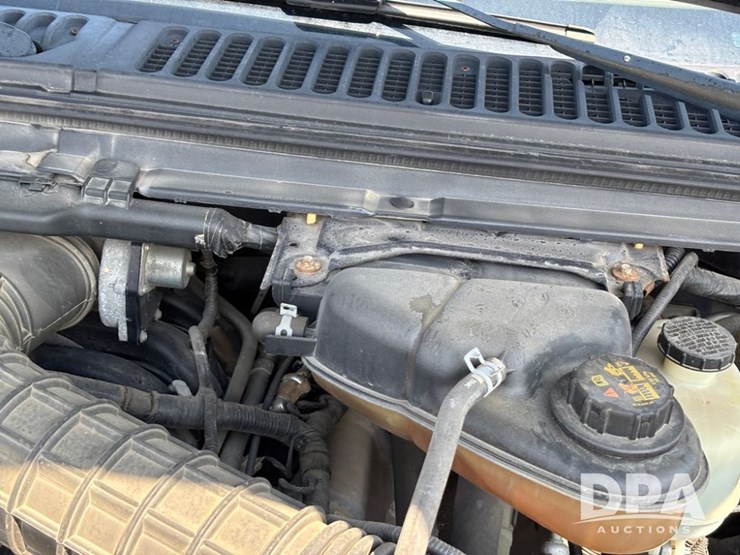 2006-ford-f450-image-23