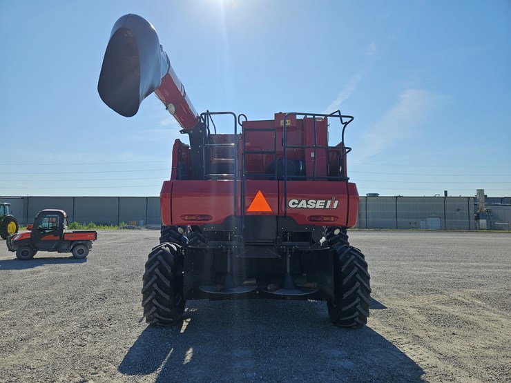 2009-case-ih-6088-image-18