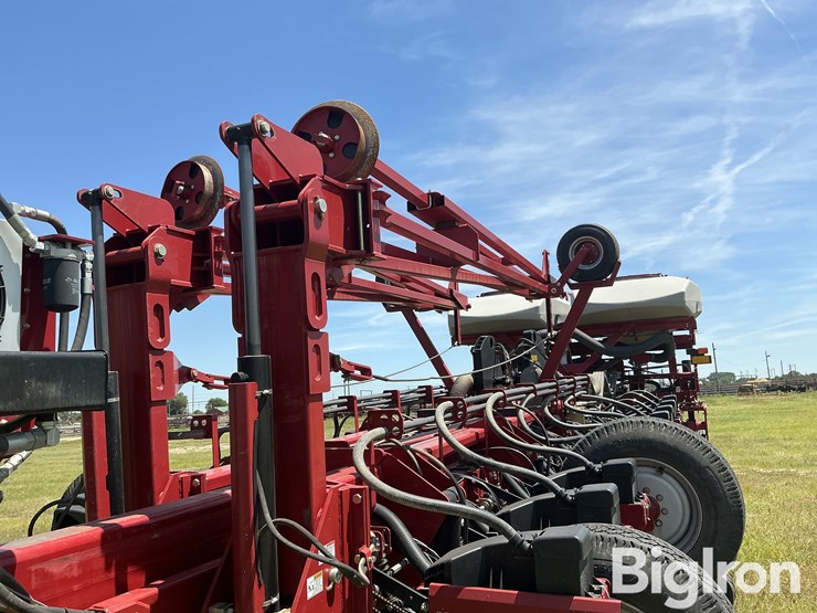 2011-case-ih-1250-image-15