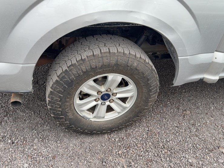 2017-ford-f150-image-5