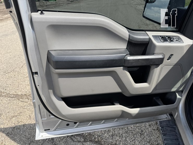 2018-ford-f150-xl-image-31