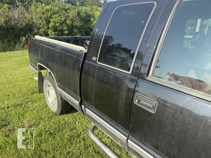 1998-chevrolet-1500-image-23