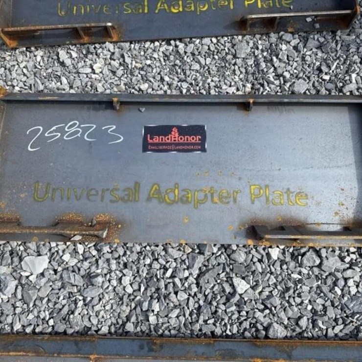 Land Honor Universal Skid Steer Plate