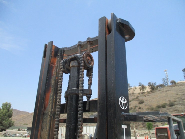1987-toyota-40-2fg25-warehouse-forklift,-image-12