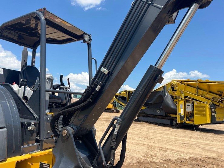 2023-deere-50g-image-13