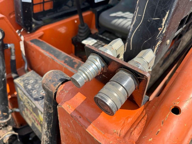 2019-gehl-rt105-image-15