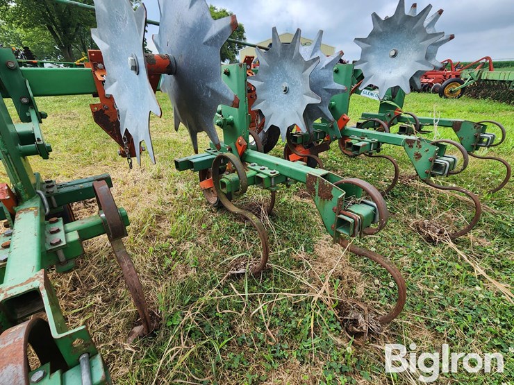 glencoe-8r30-row-crop-cultivator-image-13