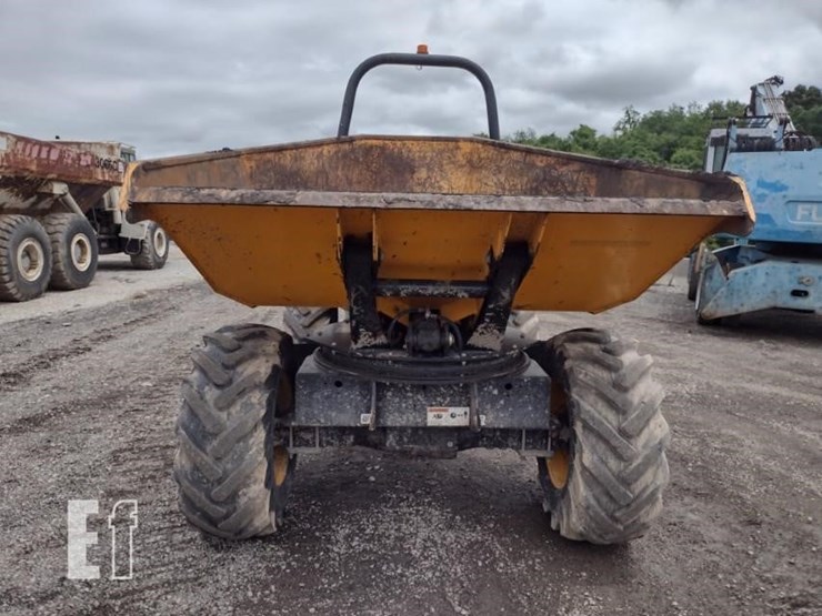 2017-jcb-6tst-image-2