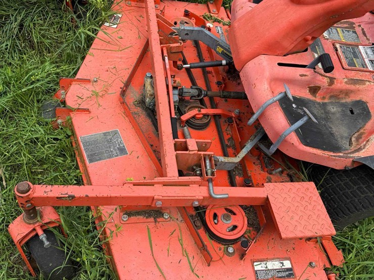 kubota-f2680-image-6