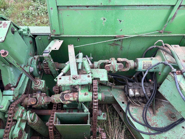 john-deere-3960-image-6