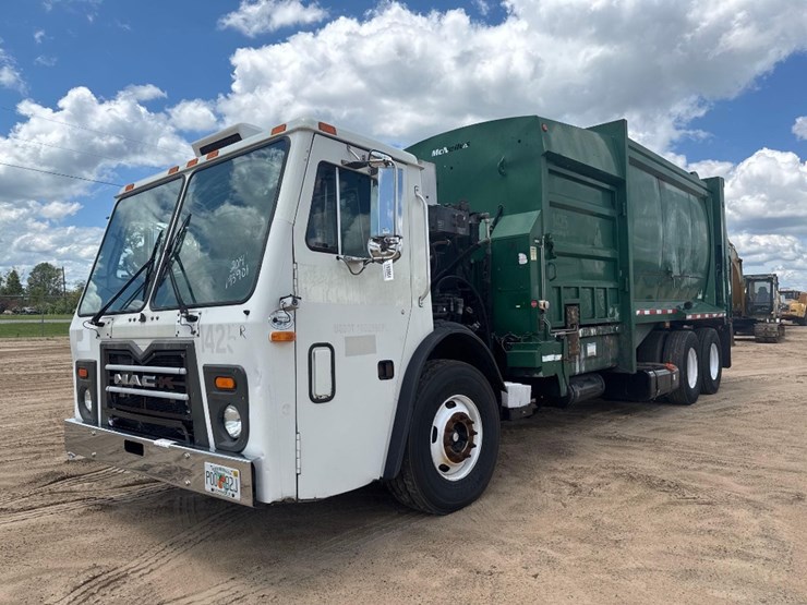 2014-mack-leu613-image-2