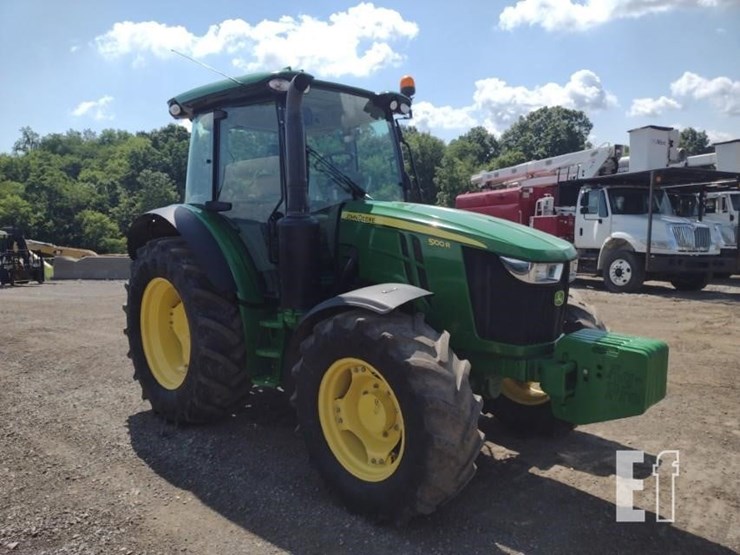 2017-john-deere-5100r-image-28